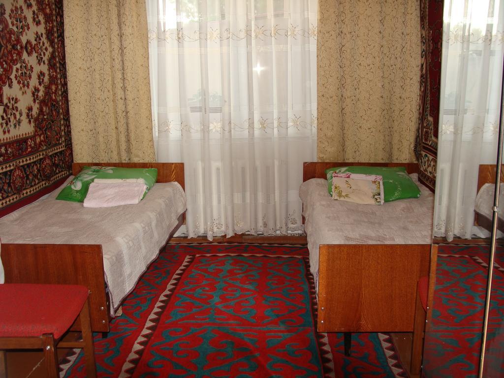 Guest House Nur Kochkorka Exterior foto